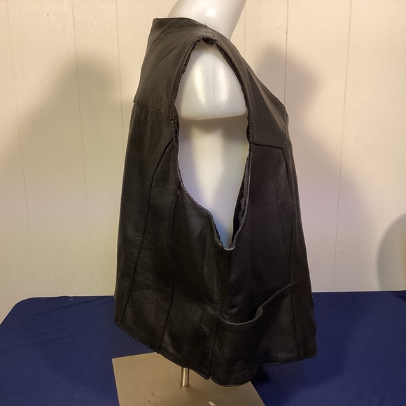 Vintage Leather Gallery Womens motorcycle vest - Picture 3 of 7